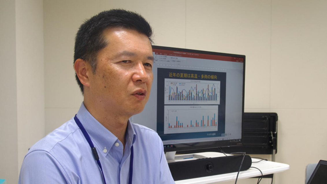 岩手県病害虫防除所　農学博士　猫塚修一次長